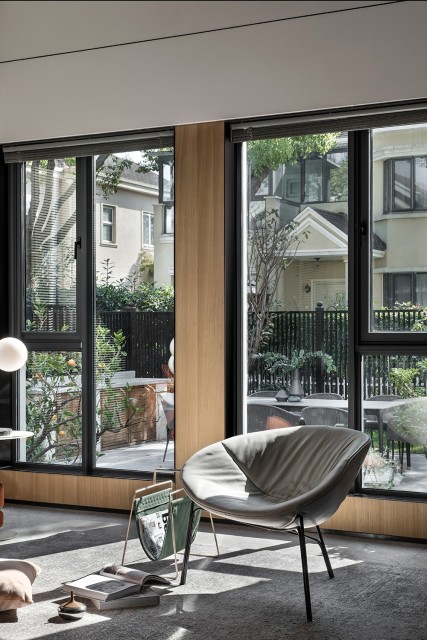 WELT-70 casement windows