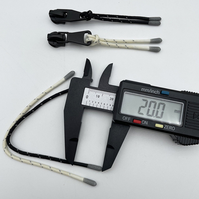 Environmentally friendly silicone zipper rope dip pull tail rope drop pull head dip pull rope pull tail material