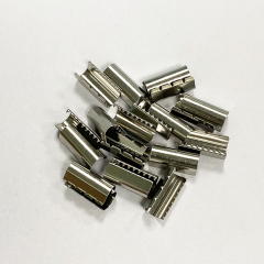 Manufacturers wholesale jewelry head rope ring connected electroplated silver metal horse buckle with tooth rope clip waistcoat buckle