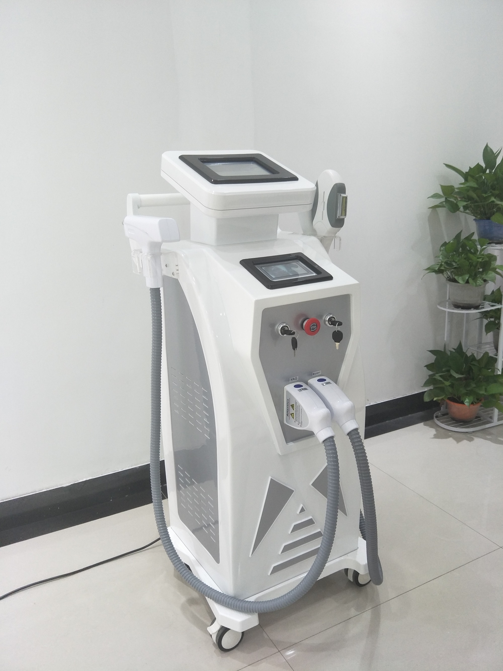 Hot selling 3 in 1 IPL Hair removal Machine With Nd yag laser And RF Handle