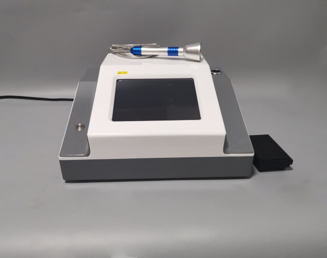Newest 980nm diode laser Relieve pain physiotherapy equipment