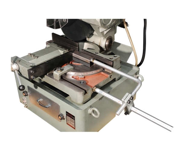 Fonctions de coupe de dimensionnement du coupeur de métal de précision