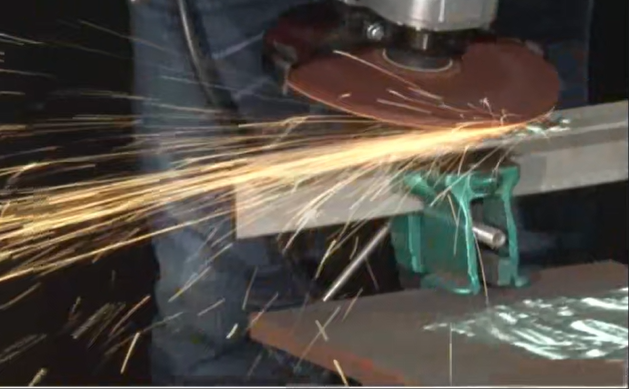 Grinding Inox plate performance with Super W grinding Disc