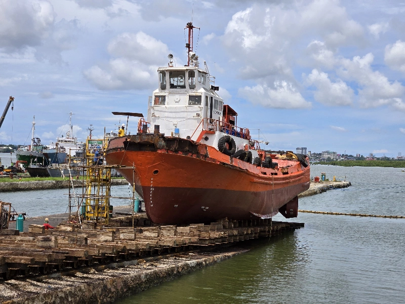 Ship repair operations in Philippines Shipyard using FUJI abrasives and power tools