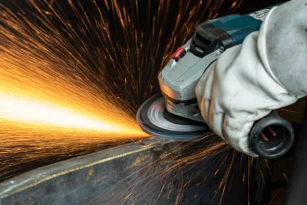 FUJI Ore Flap Disc simplifies weld grinding and metal finishing in industrial settings