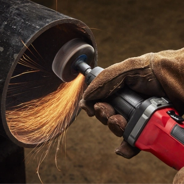 Metal Pipe Internal Grinding with FUJI straight grinder