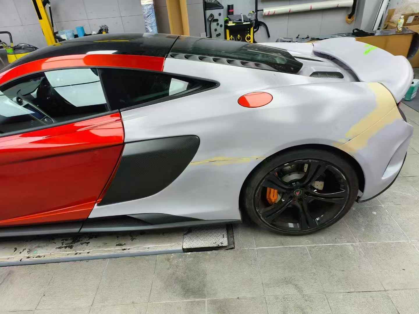 Mclaren 650S Upgrade 675LT Kits Body Kits Excellent Quality Wet Carbon Fiber Front Lip Side Skirt Rear Diffuser Hood Bonnet Fender
