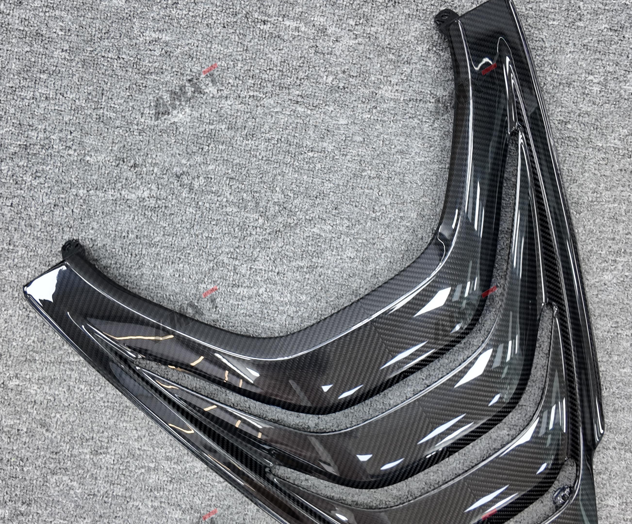 High Quality Dry Carbon Rear Engine Cover Replacement Mount Perfect Fit for McLaren 720S Convertible Spider Models