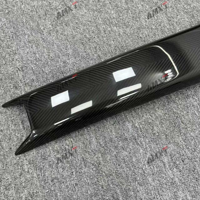 NOVIT High Quality Dry Carbon Roof Scoop for McLaren 720S Luxury Sports Car Vent with Excellent Fitment & Paste Mount
