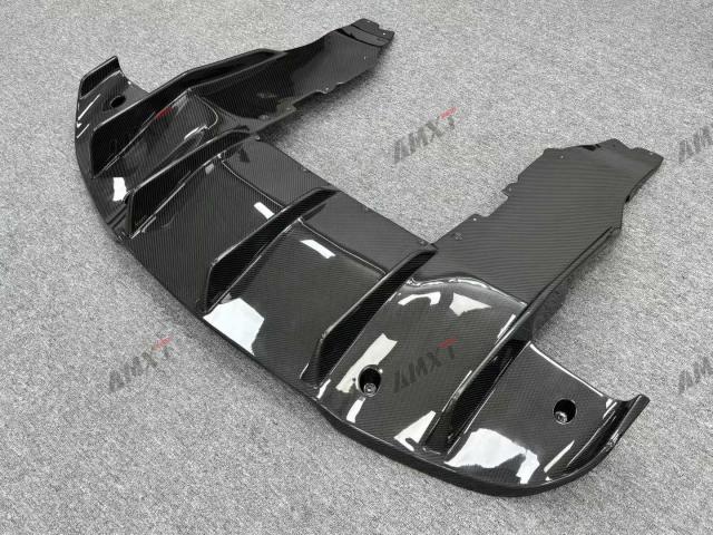 High Quality Fast Delivery Whole Sale Price Dry Carbon Fiber RYFT Rear Diffuser Body Kits for Mclaren 720S