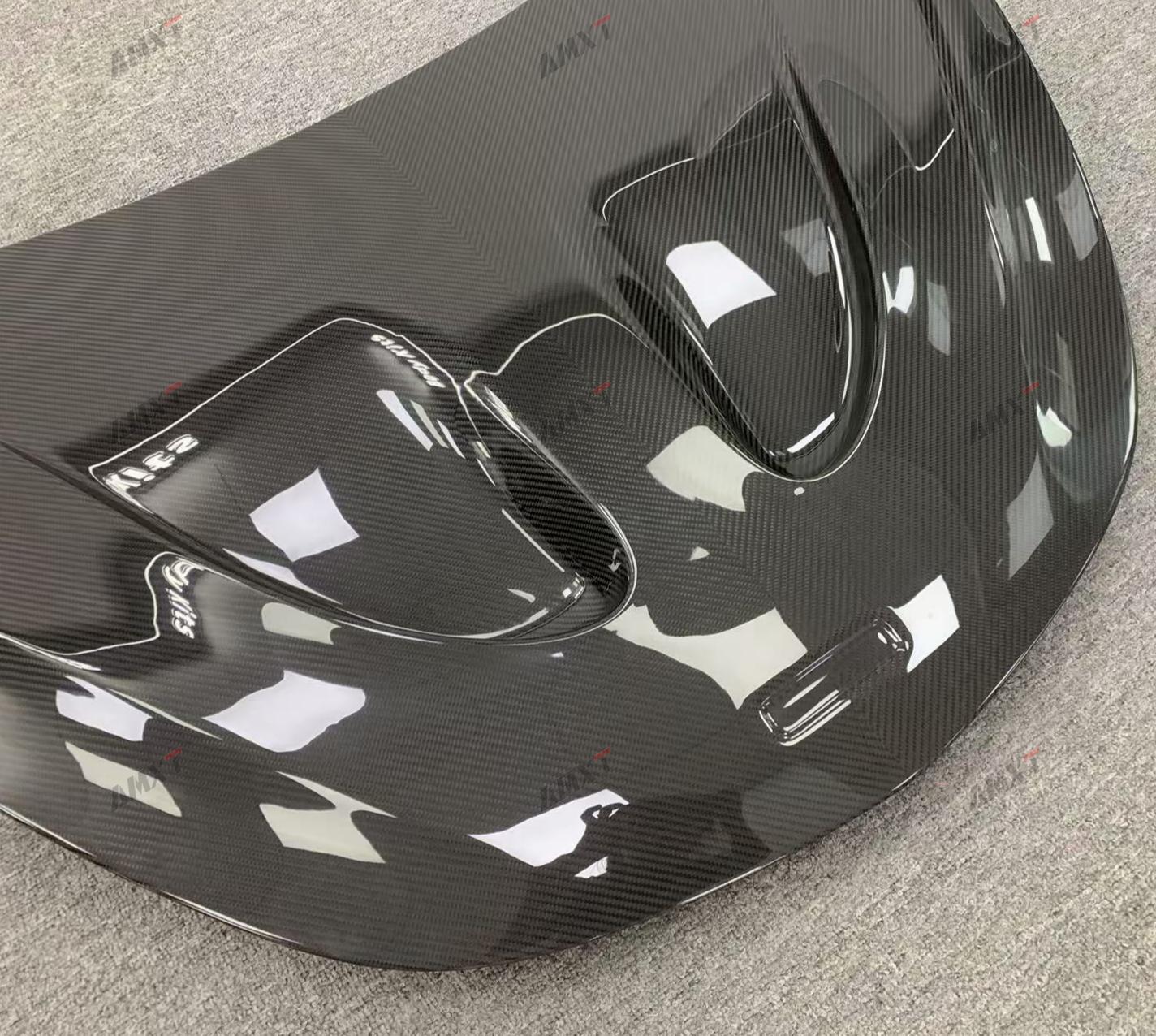High Quality Fast Delivery Whole Sale Price Dry Carbon Fiber GT P1 Style Hood Body Kits for Mclaren 540-570S