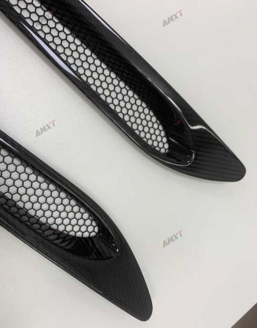 High Quality Fast Delivery Whole Sale Price Dry Carbon Fiber OEM Style Hood Vent Body Kits for Mclaren 720S