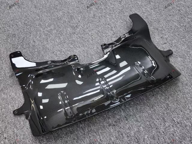 High Quality Fast Delivery Whole Sale Price Dry Carbon Fiber OEM Exhaust Cover Body Kits for Mclaren 720S