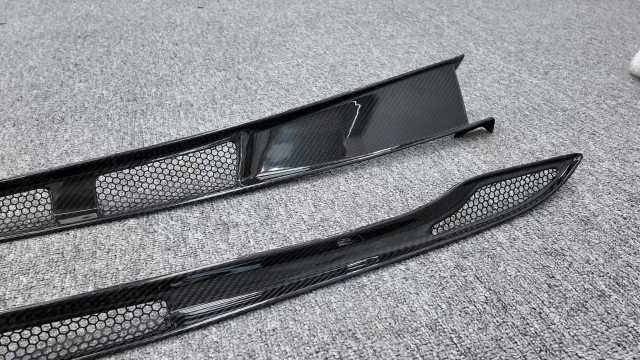 High Quality Fast Delivery Whole Sale Price Dry Carbon Fiber Rear Fender Air Bridge Body Kits for Mclaren 720S