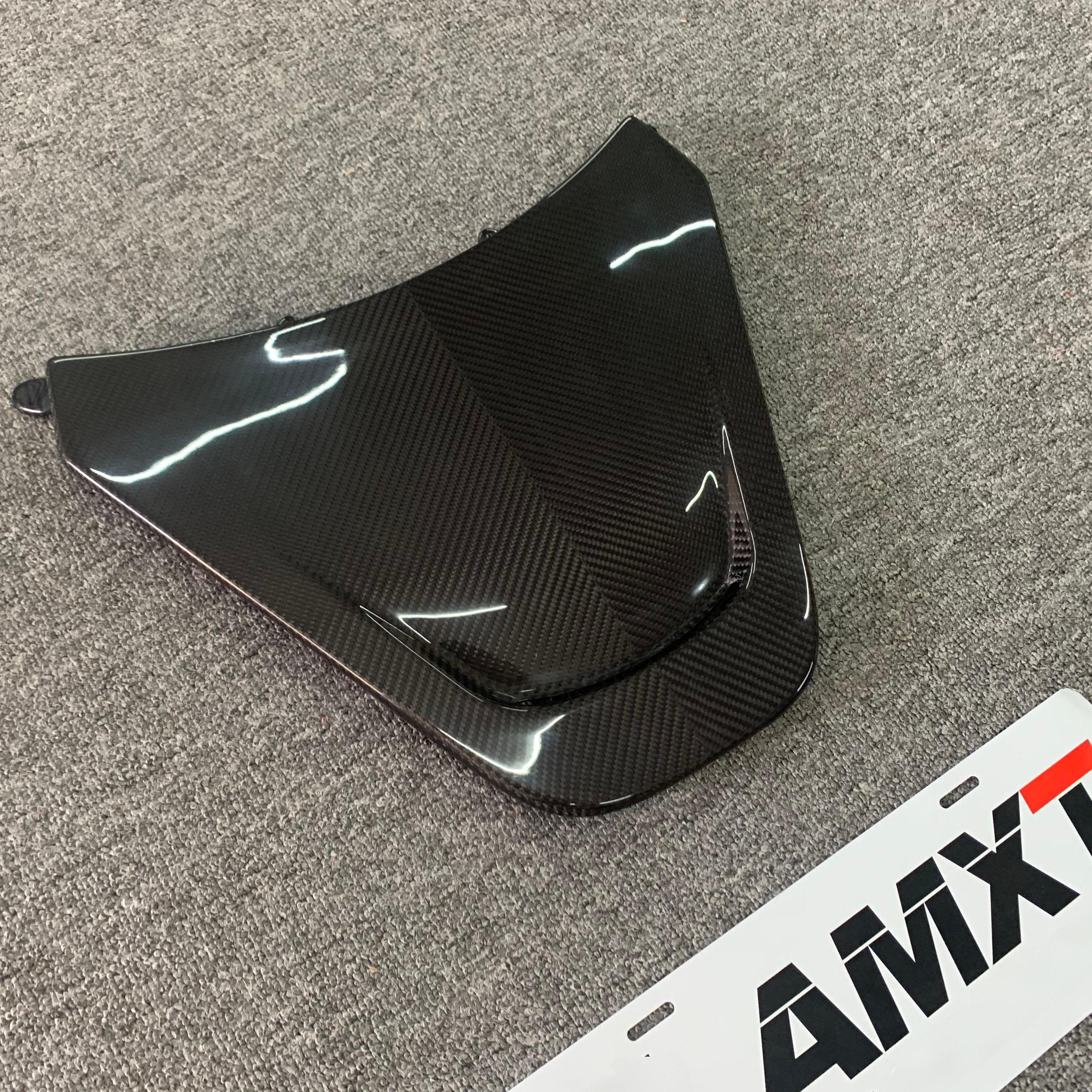 High Quality Fast Delivery Whole Sale Price Dry Carbon Fiber Novitec Rear Engine Cover Body Kits for Mclaren 720S