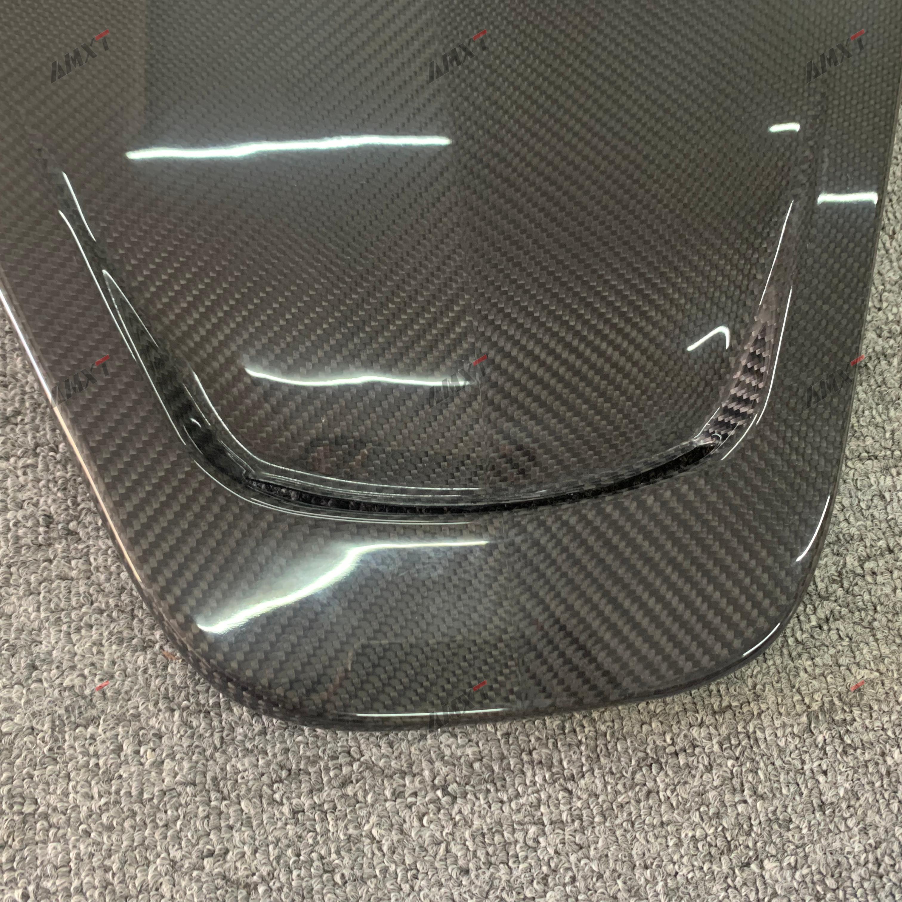 High Quality Fast Delivery Whole Sale Price Dry Carbon Fiber Novitec Rear Engine Cover Body Kits for Mclaren 720S