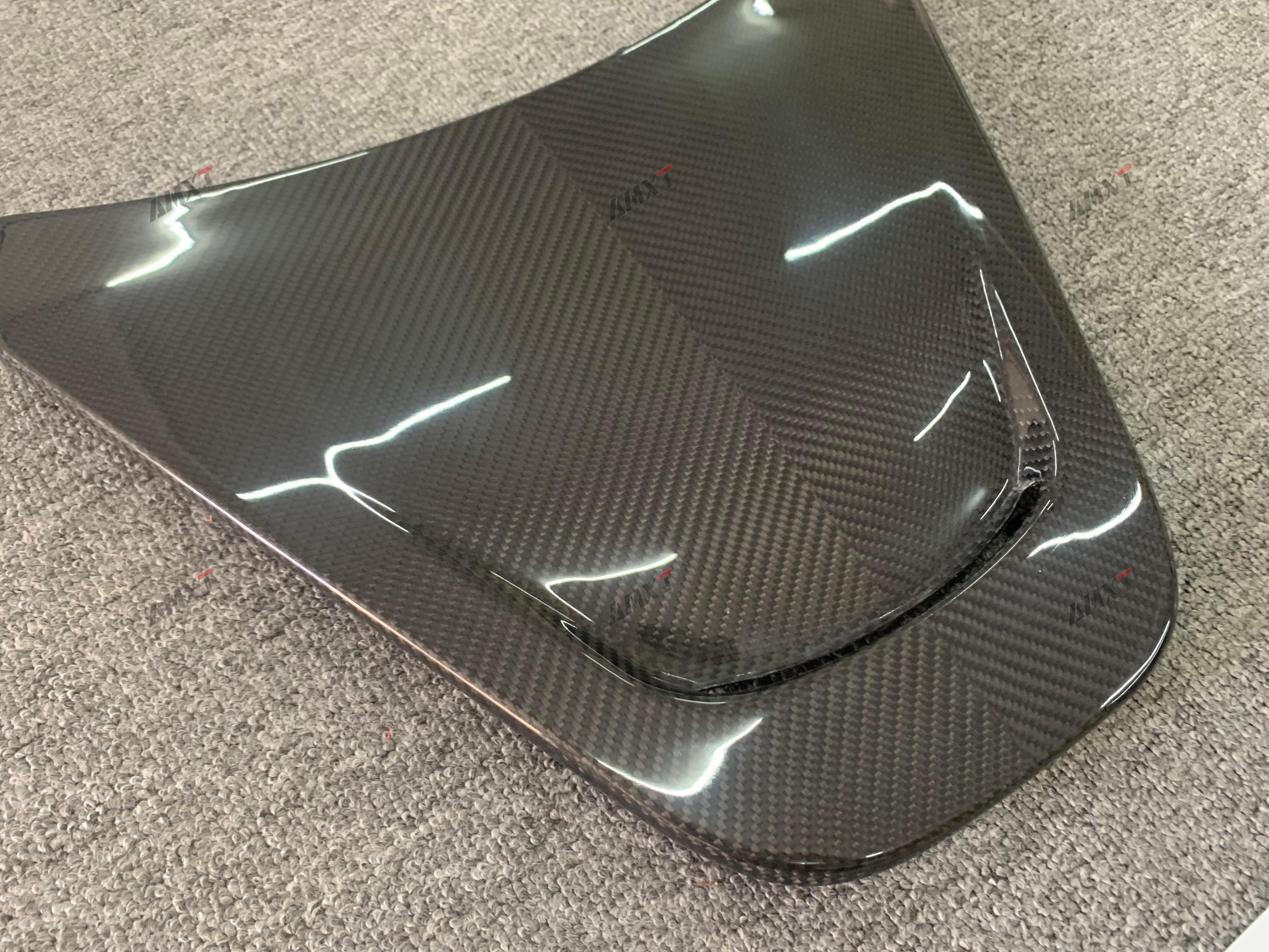 High Quality Fast Delivery Whole Sale Price Dry Carbon Fiber Novitec Rear Engine Cover Body Kits for Mclaren 720S