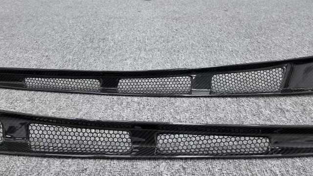 High Quality Fast Delivery Whole Sale Price Dry Carbon Fiber Rear Fender Air Bridge Body Kits for Mclaren 720S