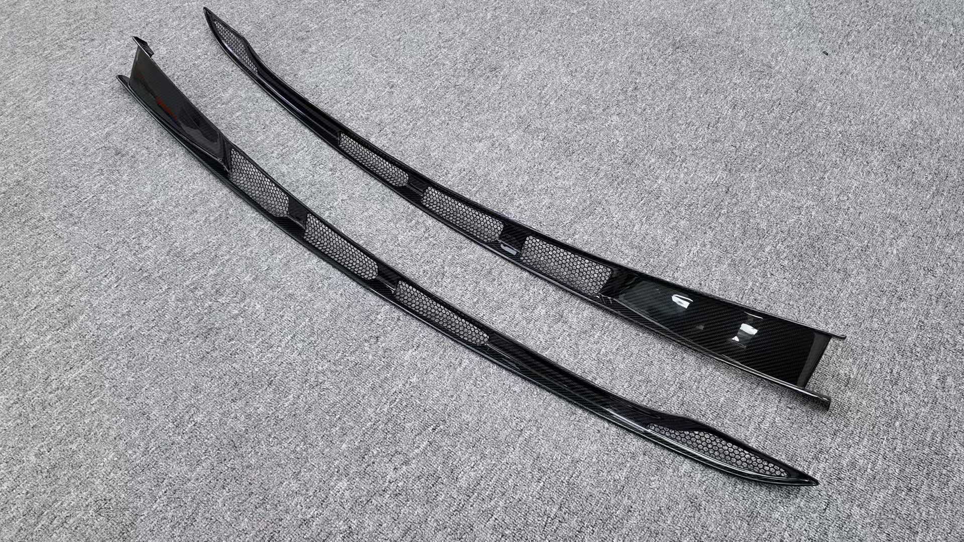 High Quality Fast Delivery Whole Sale Price Dry Carbon Fiber Rear Fender Air Bridge Body Kits for Mclaren 720S