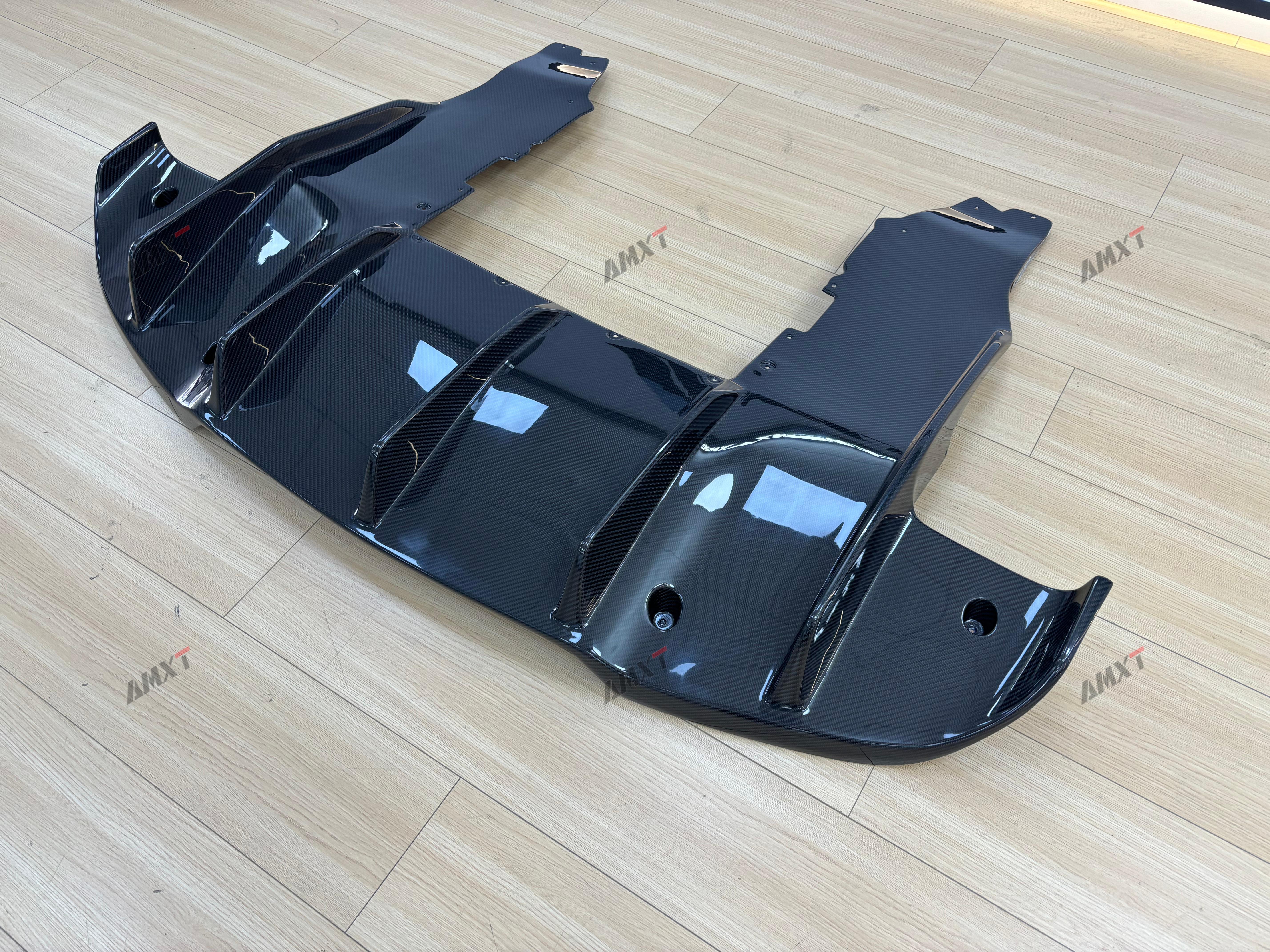High Quality Fast Delivery Whole Sale Price Dry Carbon Fiber RYF Rear Diffuser Body Kits for Mclaren 720S