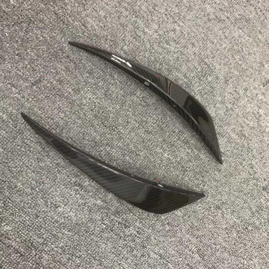 High Quality Fast Delivery Whole Sale Price Dry Carbon Fiber Front Bumper Canards Body Kits for Mclaren 720S