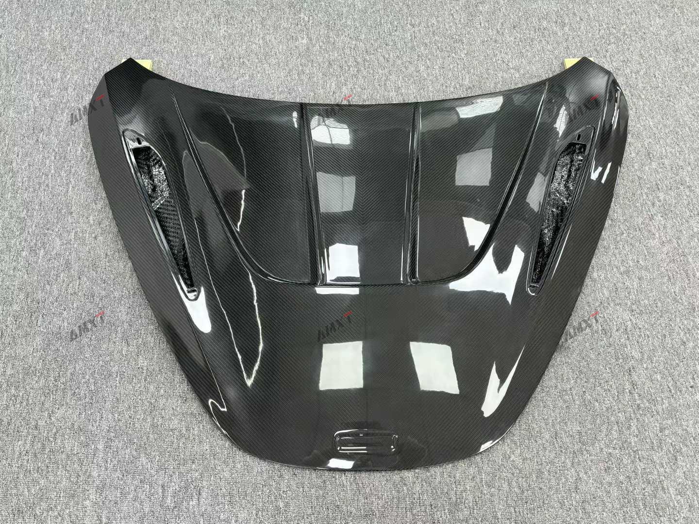 High Quality Fast Delivery Whole Sale Price Prepreg Dry Carbon Fiber RYFT Hood Body Kits for Mclaren 720S