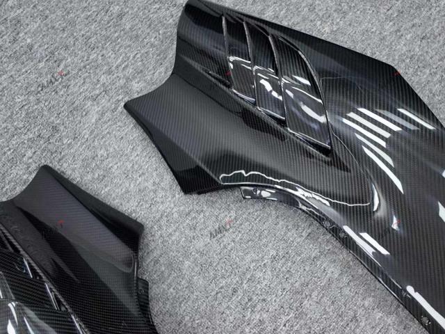 High Quality Fast Delivery Whole Sale Price Dry Carbon Fiber RYFT Fenders Body Kits for Mclaren 720S