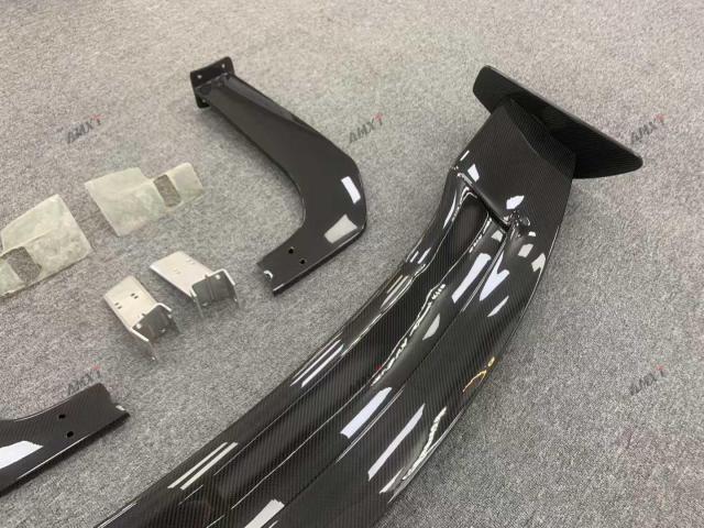 D Style Big Wing High Quality Fast Delivery Dry Carbon Fiber Body Kits for Mclaren 720S