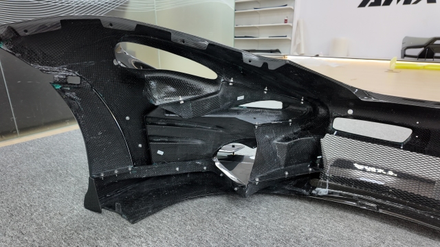 High Quality Fast Delivery Whole Sale Price Prepreg Dry Carbon Fiber GTR Senna Front Bumper Body Kits for McLaren 720S