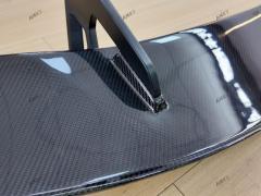 Excellent Fit for the Audi R8's High Quality Sporty Style Dry Carbon Performance Rear Spoiler Wing