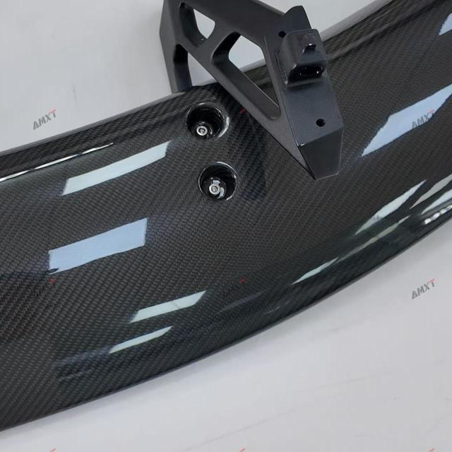 Excellent Fit for the Audi R8's High Quality Sporty Style Dry Carbon Performance Rear Spoiler Wing