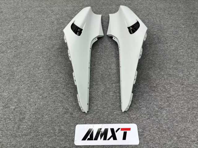 The High Quality Factory-price Dry Carbon Fiber 765LT Style Front Fenders for the McLaren 720S Have an Excellent Fit