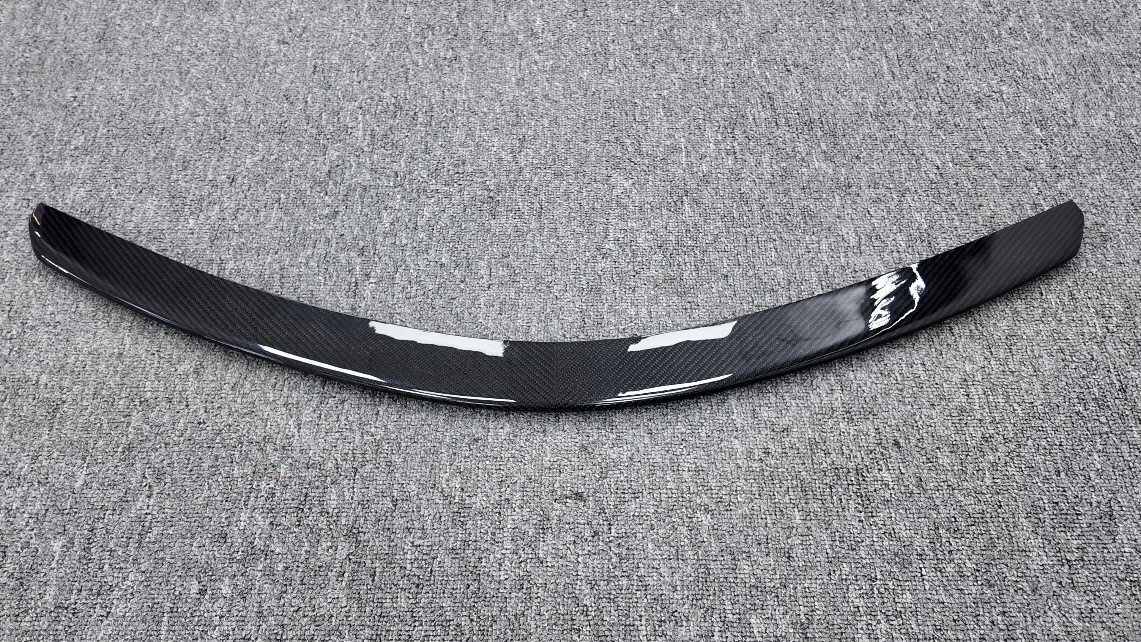 High Quality Fast Delivery Whole Sale Price Prepreg Dry Carbon Fiber Front Bumper Lip Body Kits for McLaren 570S