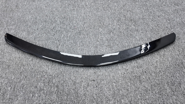 High Quality Fast Delivery Whole Sale Price Prepreg Dry Carbon Fiber Front Bumper Lip Body Kits for McLaren 570S