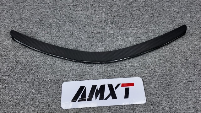 High Quality Fast Delivery Whole Sale Price Prepreg Dry Carbon Fiber Front Bumper Lip Body Kits for McLaren 570S