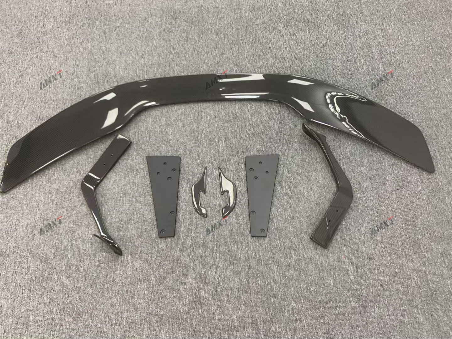 High Quality Fast Delivery Whole Sale Price Dry Carbon Fiber Novitec Style Wing Body Kits for Mclaren 540-570S