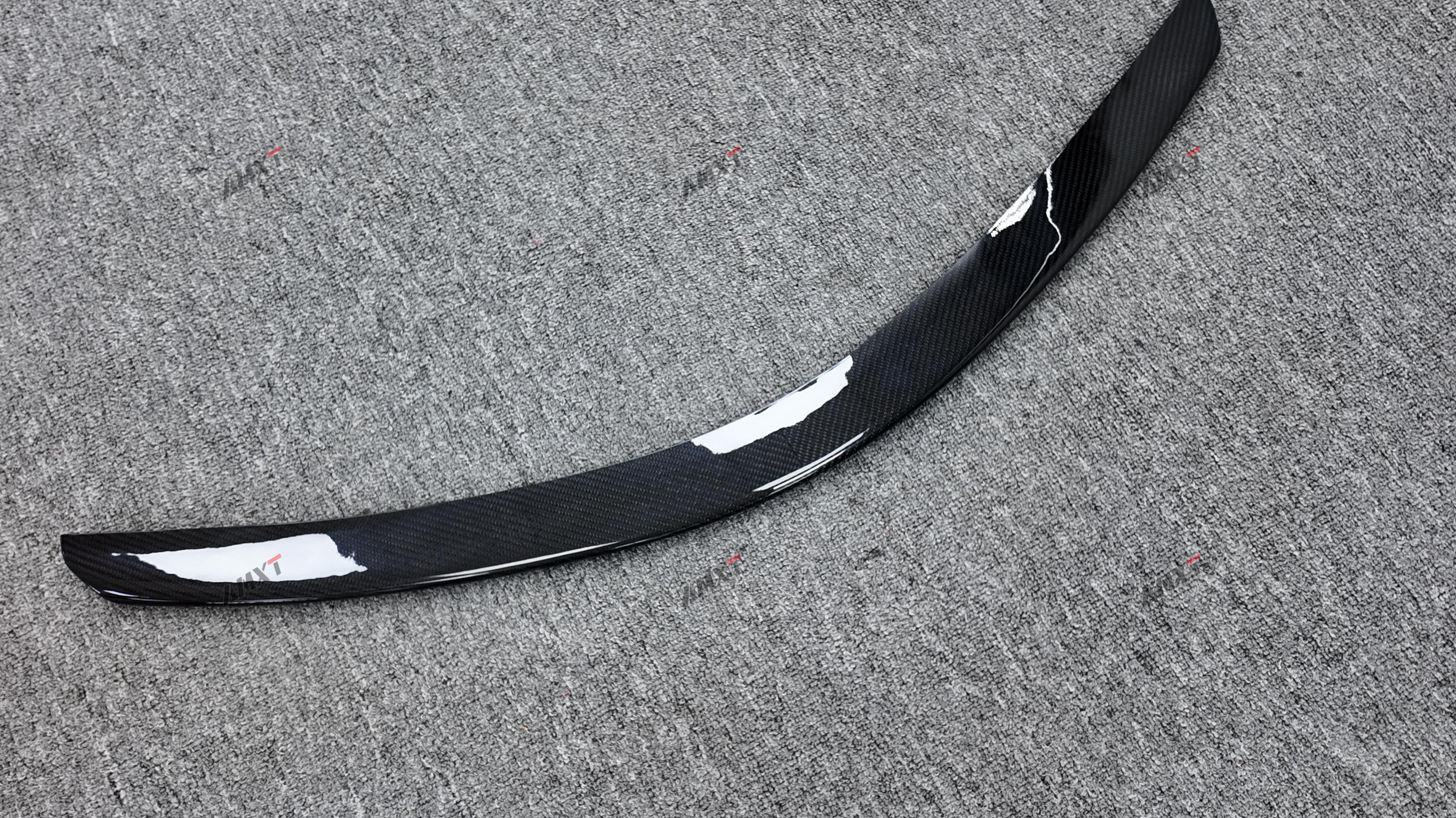 High Quality Fast Delivery Whole Sale Price Prepreg Dry Carbon Fiber Front Bumper Lip Body Kits for McLaren 570S
