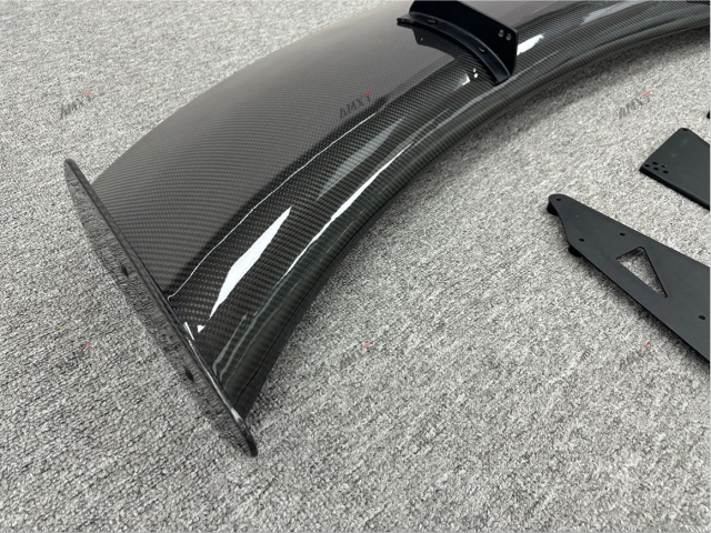 High Quality Fast Delivery Whole Sale Price Dry Carbon Fiber GT4 Style Wing Body Kits for Mclaren 540-570S