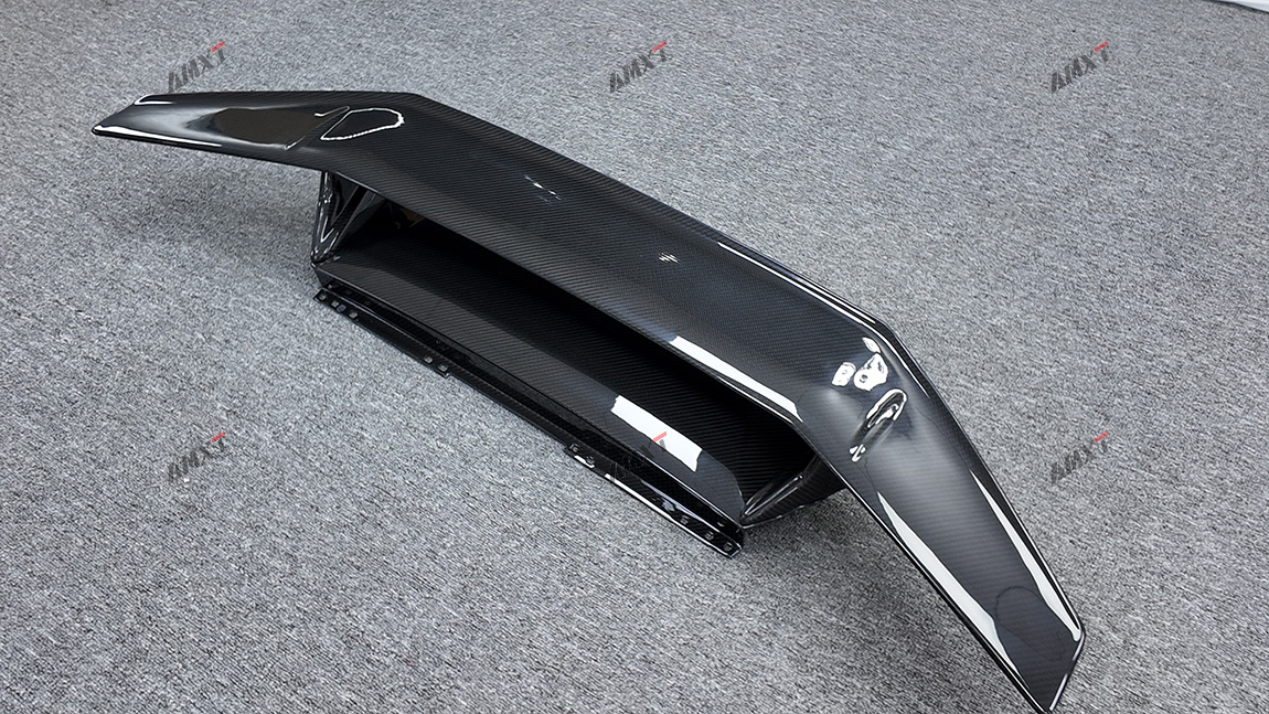 Spoiler Rear Wing High Quality Fast Delivery Prepreg Dry Carbon Fiber Body Kits for Lamborghini Huracan