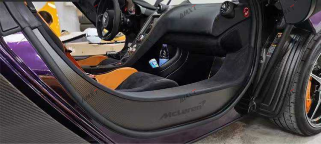 High Quality Fast Delivery Whole Sale Price Dry Carbon Fiber MP4-12C Door Sill Body Kits for Mclaren 650S
