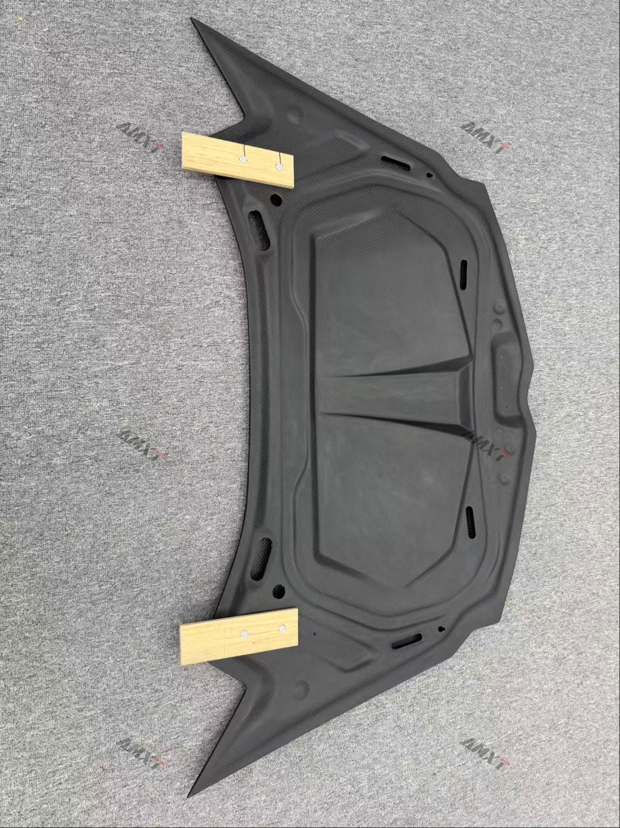 1016 Dry Carbon Front Bonnet Hood Excellent Quality Exterior Accessory With Good Fitment for Lamborghini Aventador