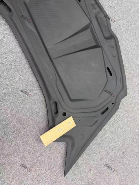 1016 Dry Carbon Front Bonnet Hood Excellent Quality Exterior Accessory With Good Fitment for Lamborghini Aventador