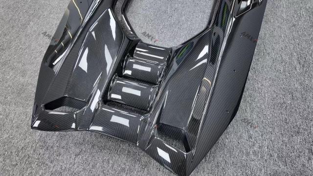 High Quality Whole Sale Price Prepreg Dry Carbon Fiber Duke Engine Cover Body Kits for Lamborghini Revuelto