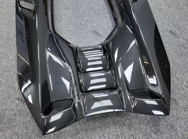 High Quality Whole Sale Price Prepreg Dry Carbon Fiber Duke Engine Cover Body Kits for Lamborghini Revuelto