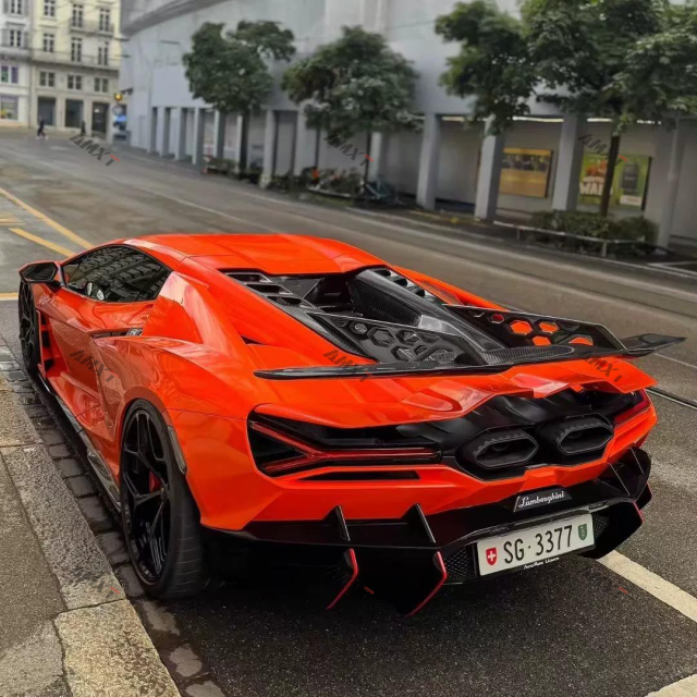 High Quality Whole Sale Price Prepreg Dry Carbon Fiber Duke Engine Cover Body Kits for Lamborghini Revuelto