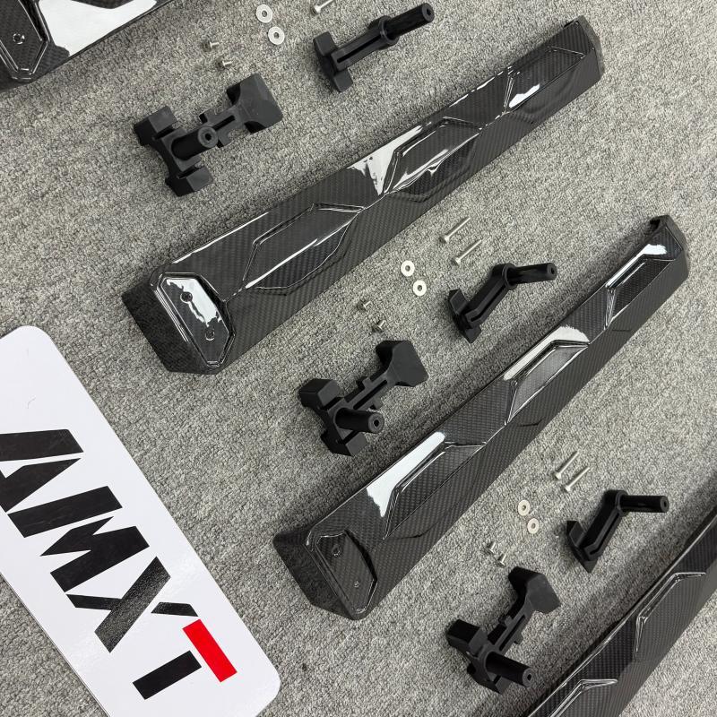 Dry Carbon Engine Compartment Cover for Lamborghini Revuelto Good Fitment