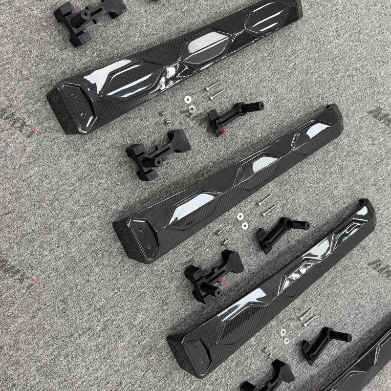 Dry Carbon Engine Compartment Cover for Lamborghini Revuelto Good Fitment