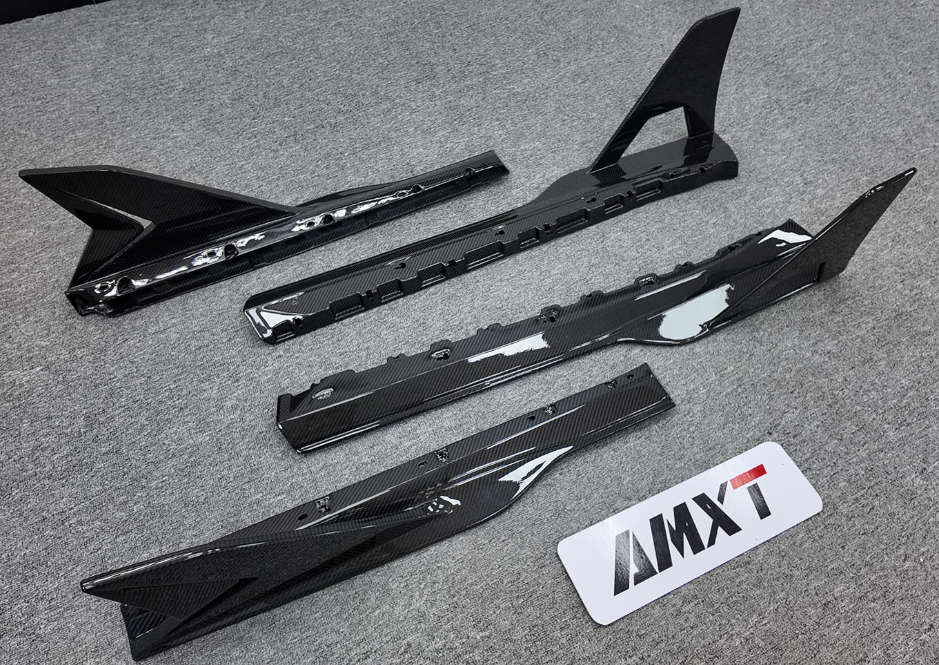 Good Fitment Dry Carbon Fiber Duke Side Skirts for Lamborghini Revuelto