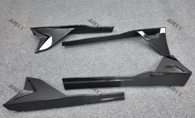 Good Fitment Dry Carbon Fiber Duke Side Skirts for Lamborghini Revuelto