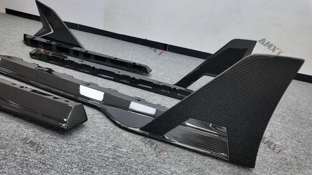 Good Fitment Dry Carbon Fiber Duke Side Skirts for Lamborghini Revuelto